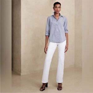 NWT! Banana Republic Pure White High Rise Bootcut Jeans - Size 33/16 🩷